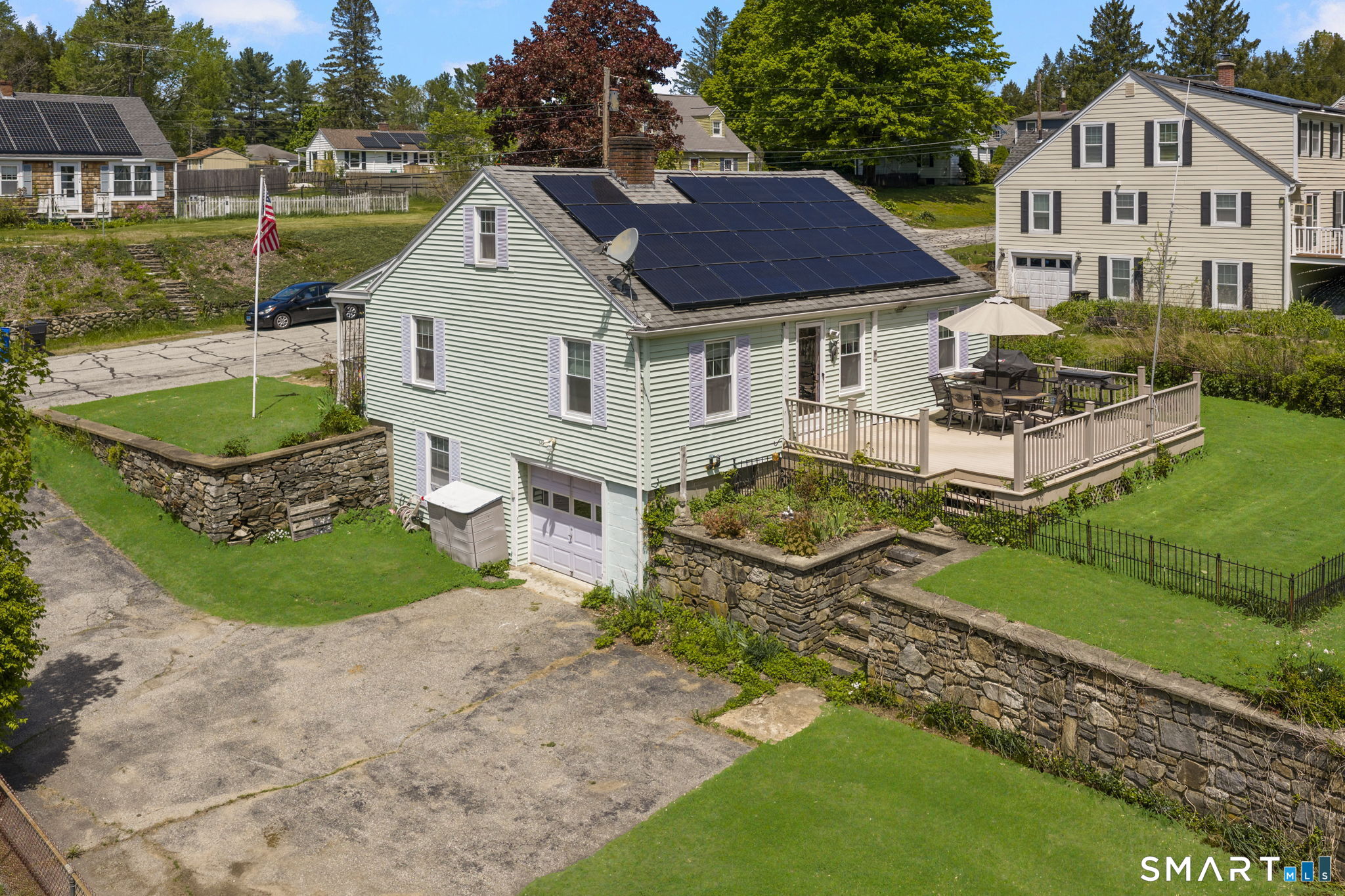 11 Poulin Drive Thompson CT 06277
