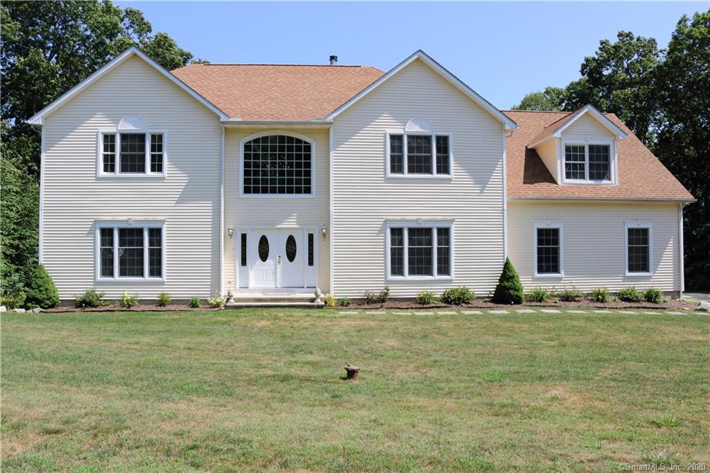 10 Yale Farms Lane Prospect CT 06712