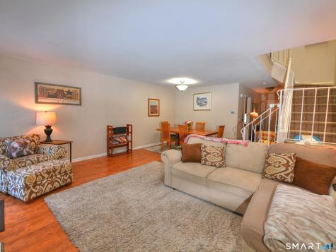 73 Fawn Ridge Lane Norwalk CT 06851