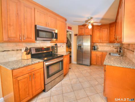 73 Fawn Ridge Lane Norwalk CT 06851