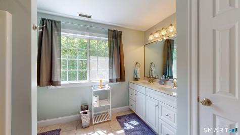 120 Lakeside Drive North Stonington CT 06359
