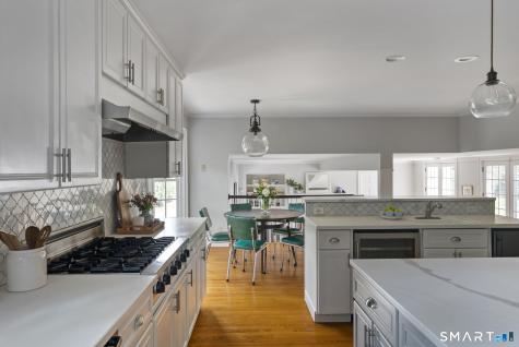 10 Colony Road West Hartford CT 06117