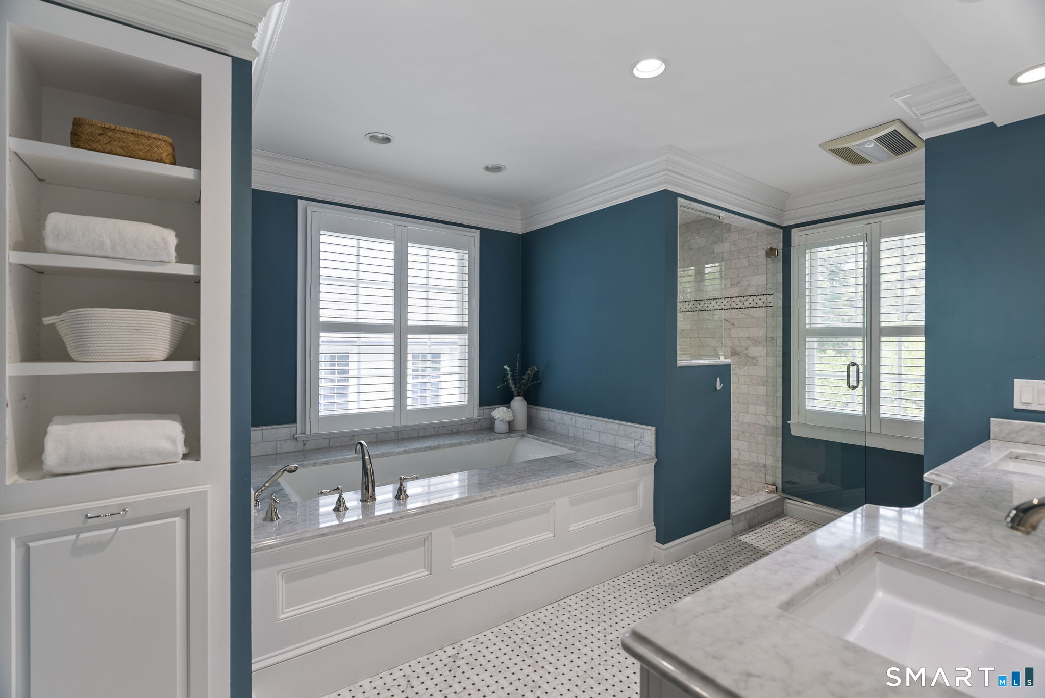 10 Colony Road West Hartford CT 06117