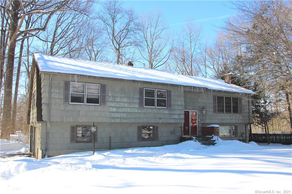 71 Colonial Drive Trumbull CT 06611