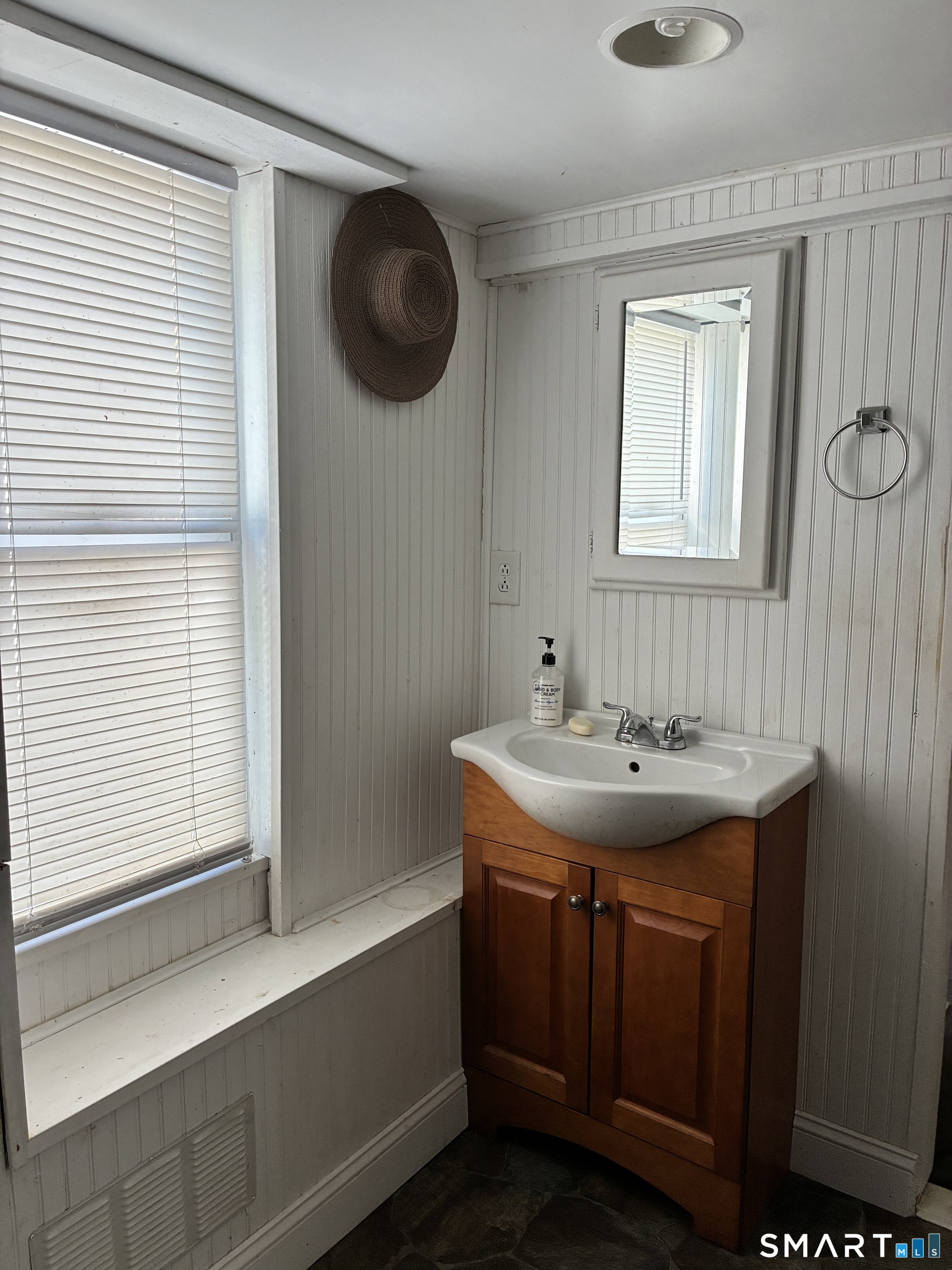 514 Mashamoquet Road Pomfret CT 06259