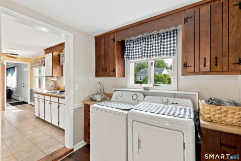 15 Raymond Street East Hartford CT 06118