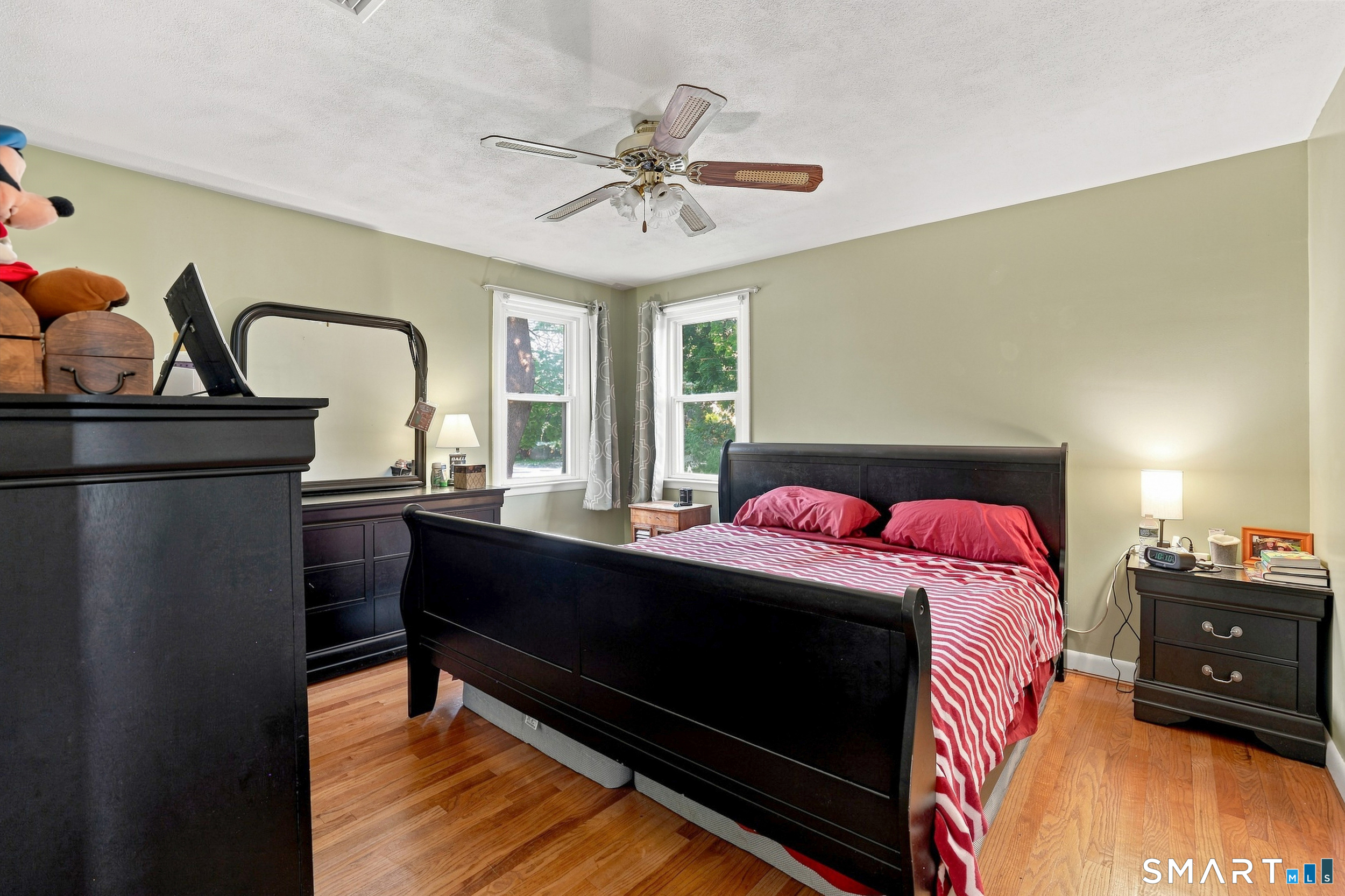 15 Raymond Street East Hartford CT 06118