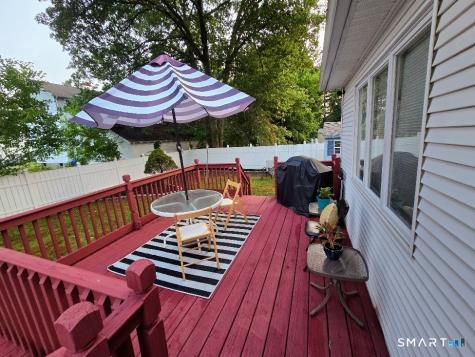 15 Raymond Street East Hartford CT 06118