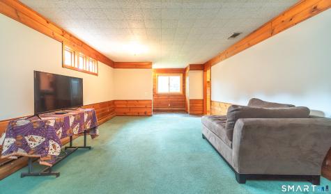 25 Lynn Drive Wallingford CT 06492