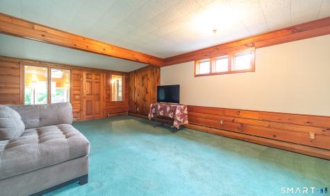 25 Lynn Drive Wallingford CT 06492