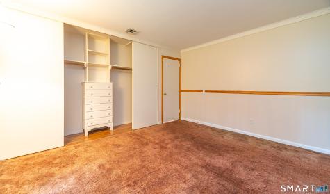 25 Lynn Drive Wallingford CT 06492