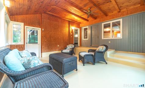 25 Lynn Drive Wallingford CT 06492