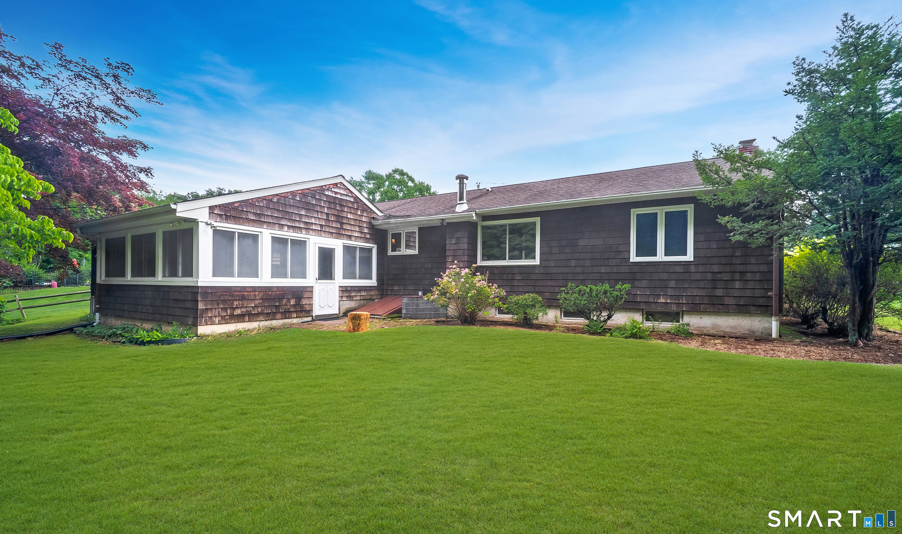 25 Lynn Drive Wallingford CT 06492
