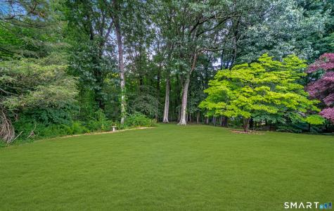 25 Lynn Drive Wallingford CT 06492