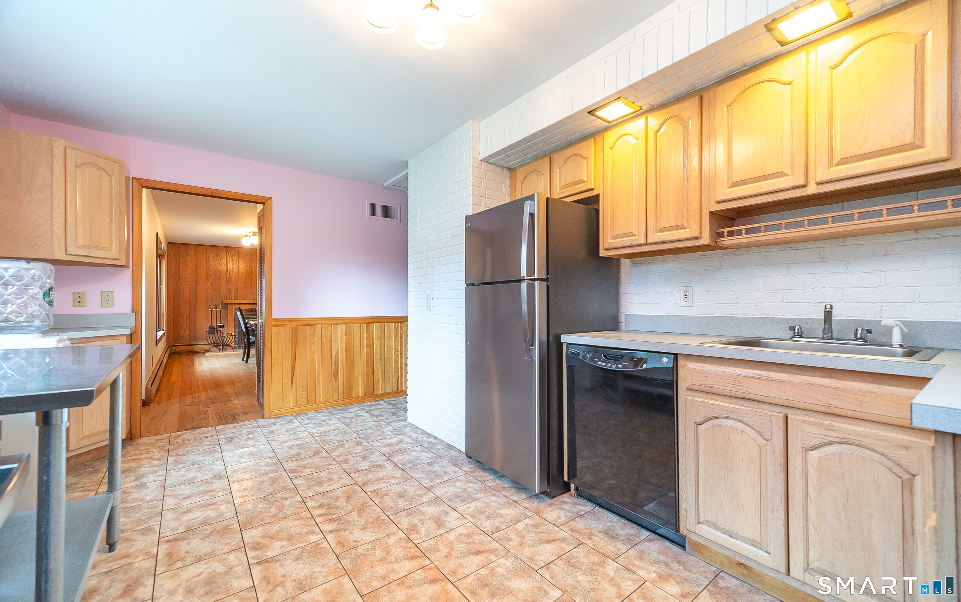25 Lynn Drive Wallingford CT 06492