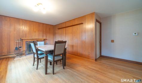 25 Lynn Drive Wallingford CT 06492