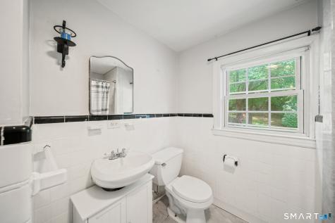 3 Dorman Road Oxford CT 06478