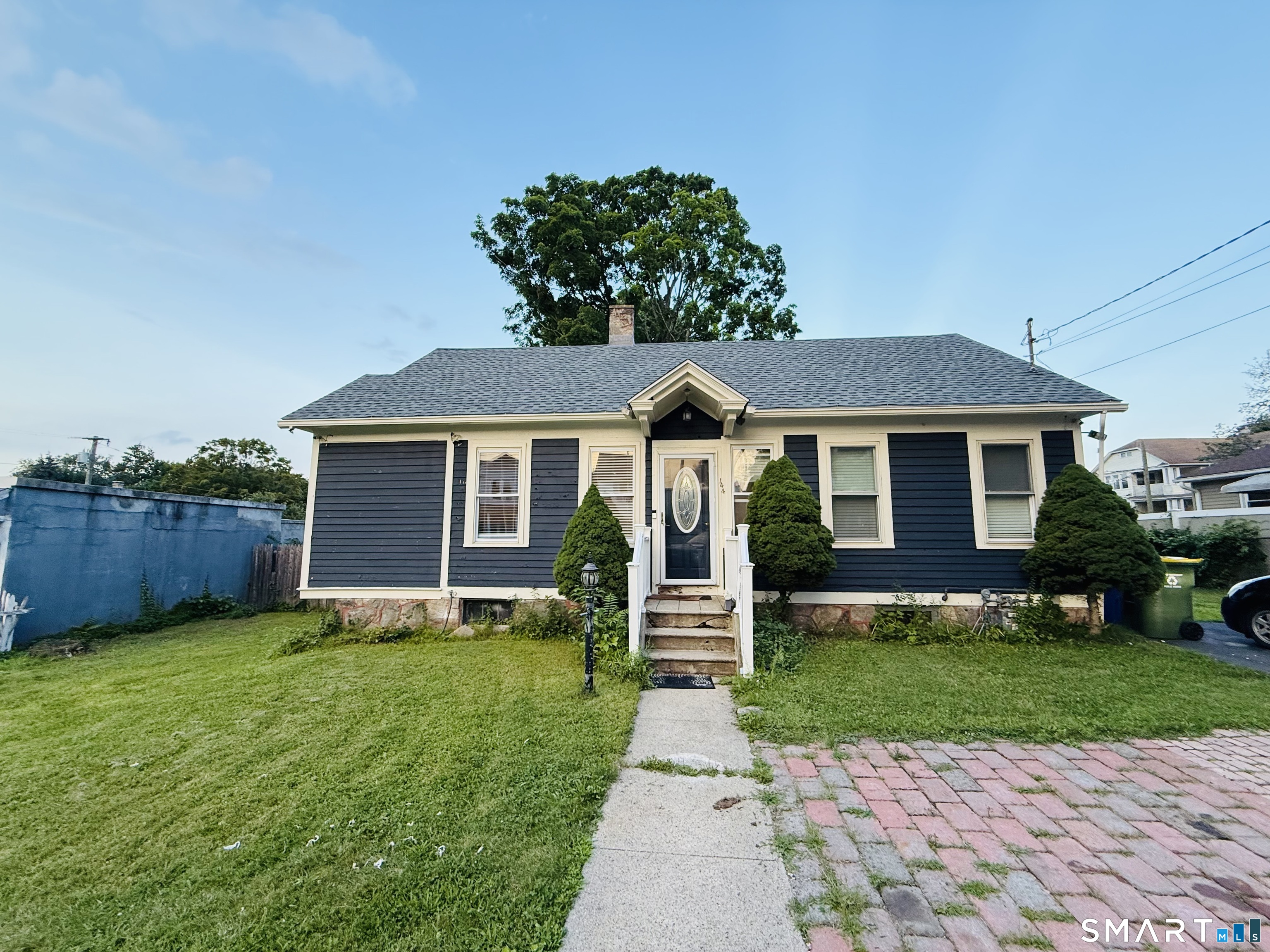 144 Clinton Street Waterbury CT 06710