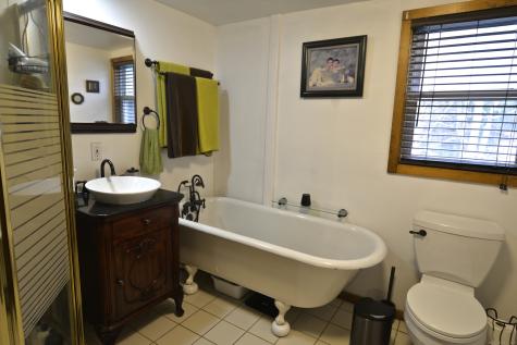 69 Engleside Terrace Newtown CT 06482