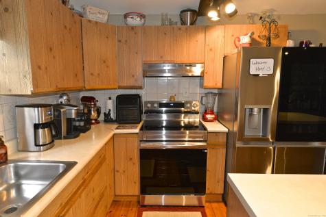 69 Engleside Terrace Newtown CT 06482