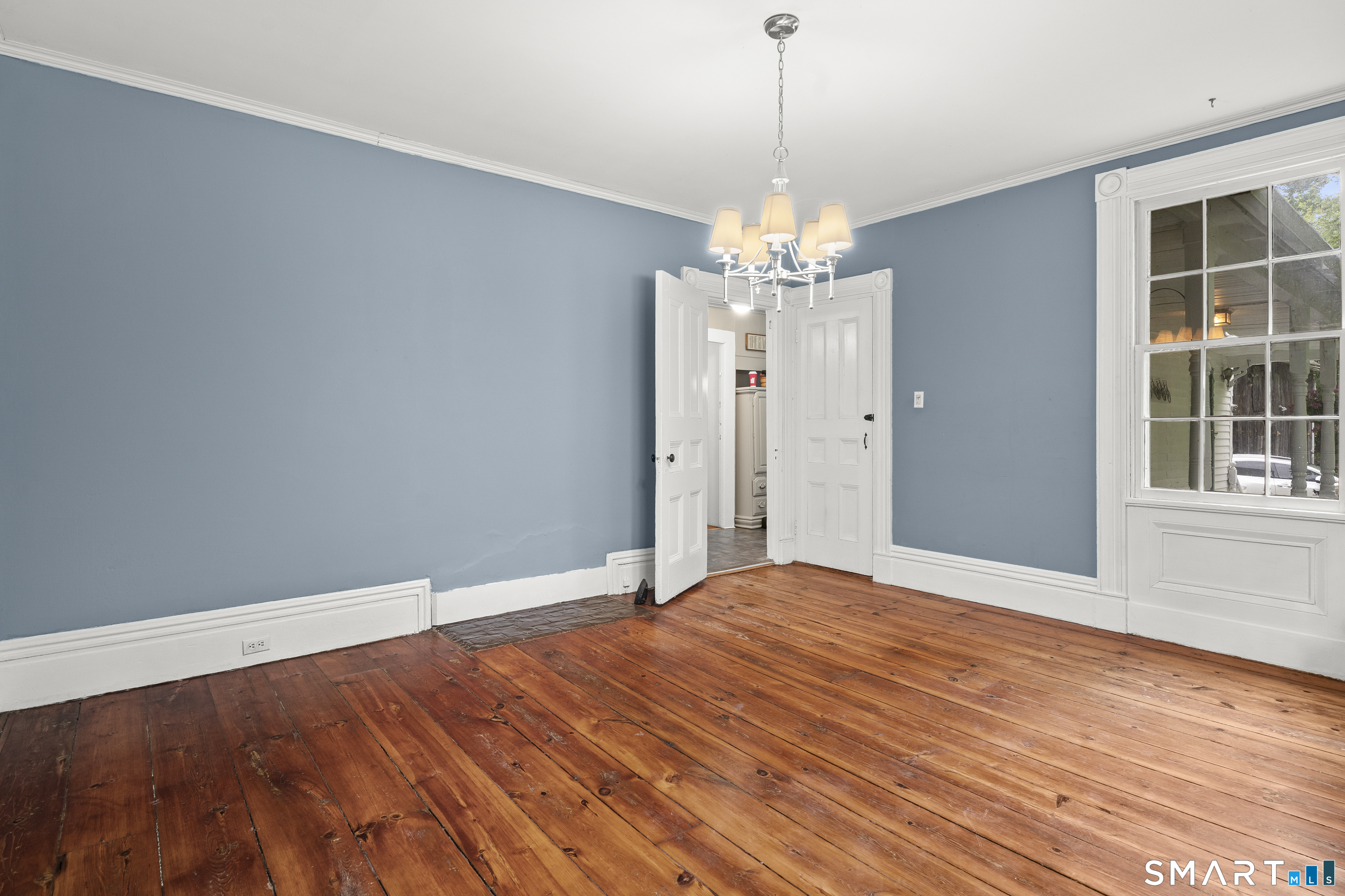 1810 Main Street South Windsor CT 06074