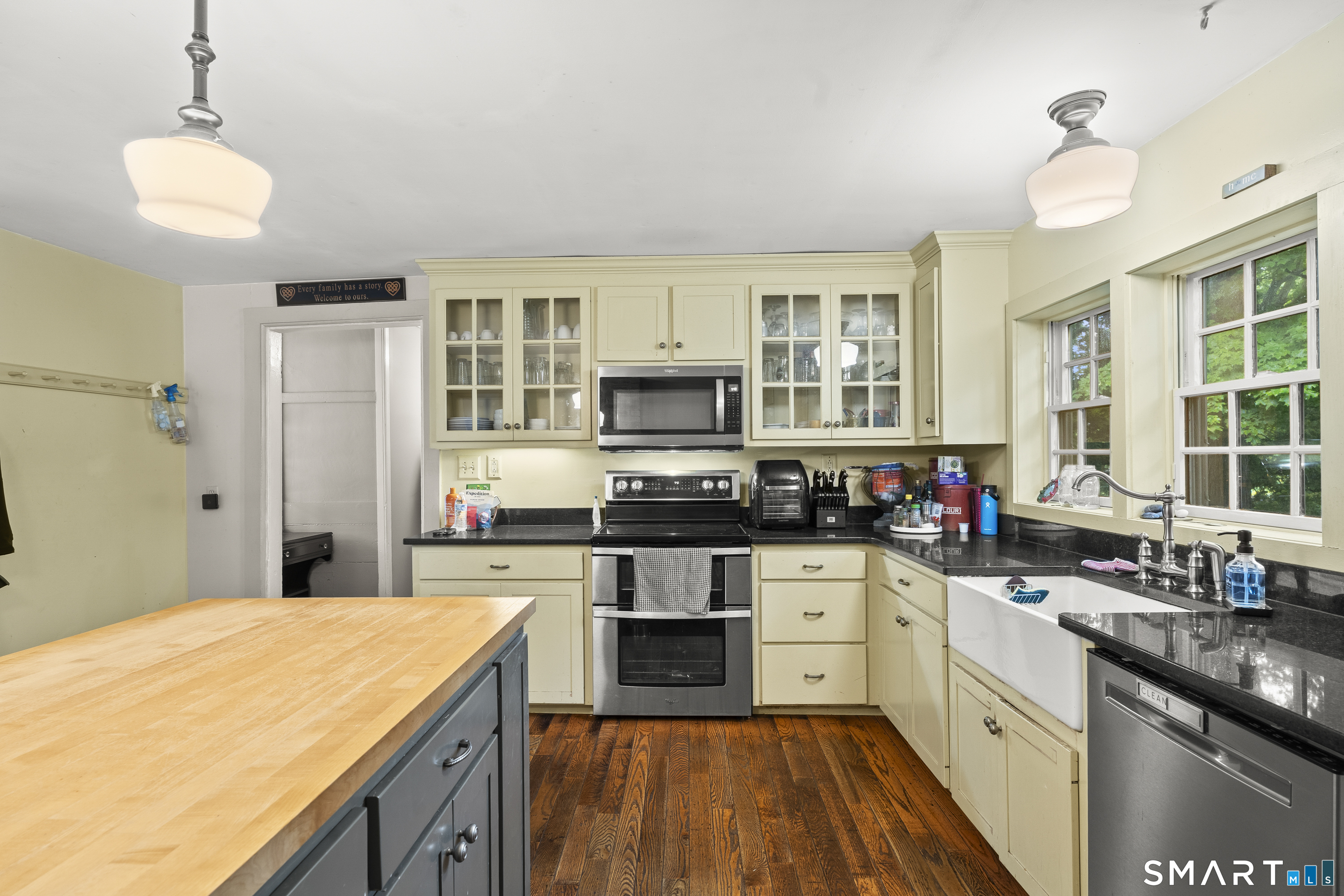 1810 Main Street South Windsor CT 06074