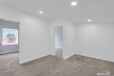21 Inverness Lane Middletown CT 06457