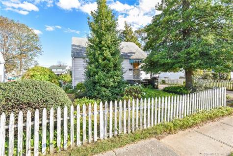 12 Ard Court Milford CT 06460