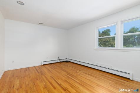 68 Heritage Drive Naugatuck CT 06770