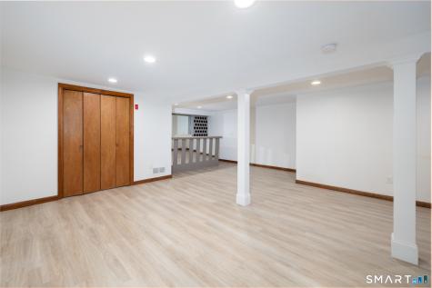 68 Heritage Drive Naugatuck CT 06770