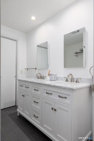 68 Heritage Drive Naugatuck CT 06770