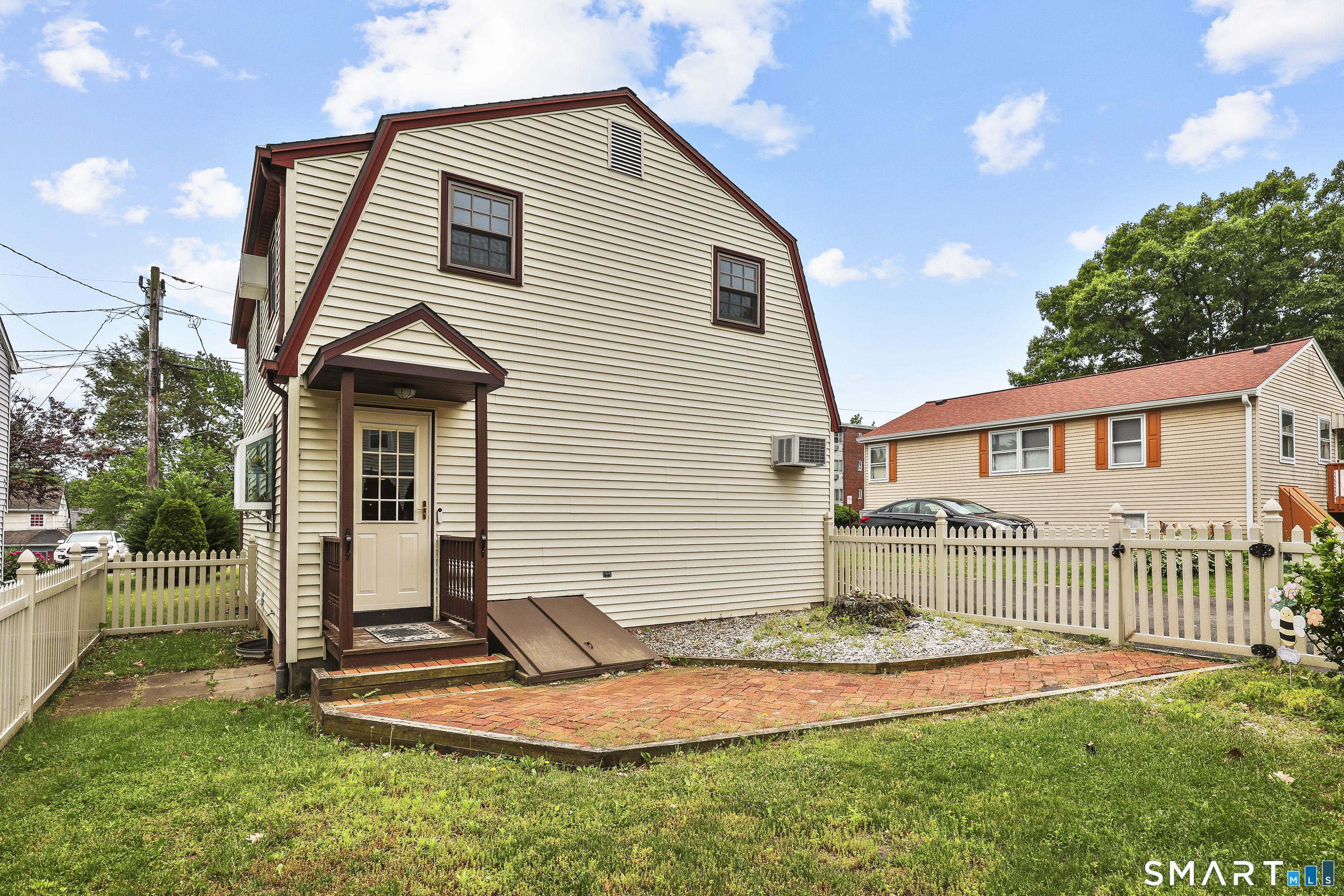 30 Hawthorne Street Bristol CT 06010