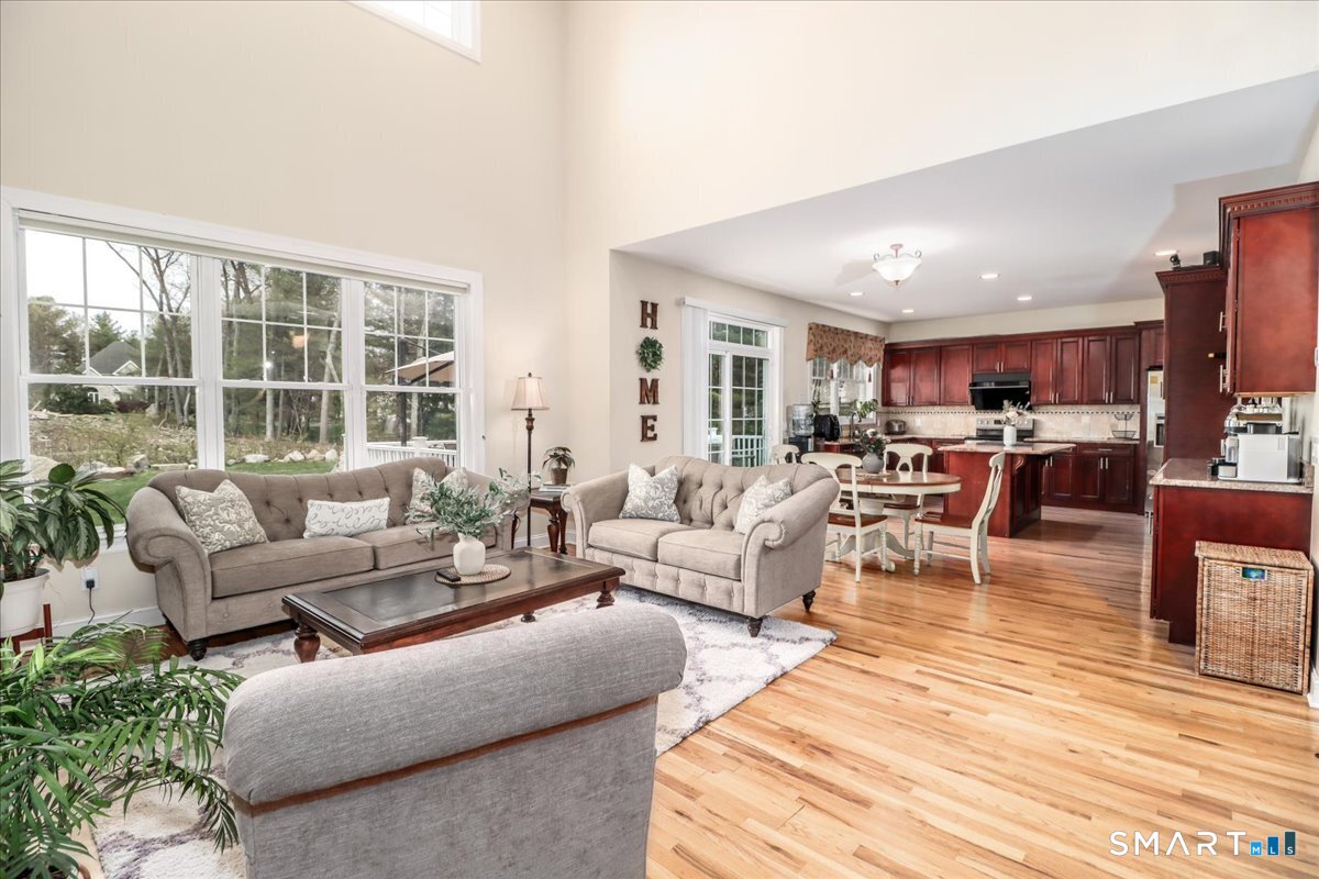 21 Pearl Street Newtown CT 06482