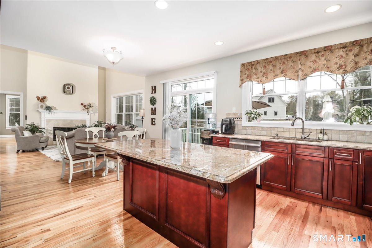 21 Pearl Street Newtown CT 06482