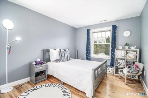 21 Pearl Street Newtown CT 06482