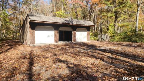 32 Hall Road Chaplin CT 06235