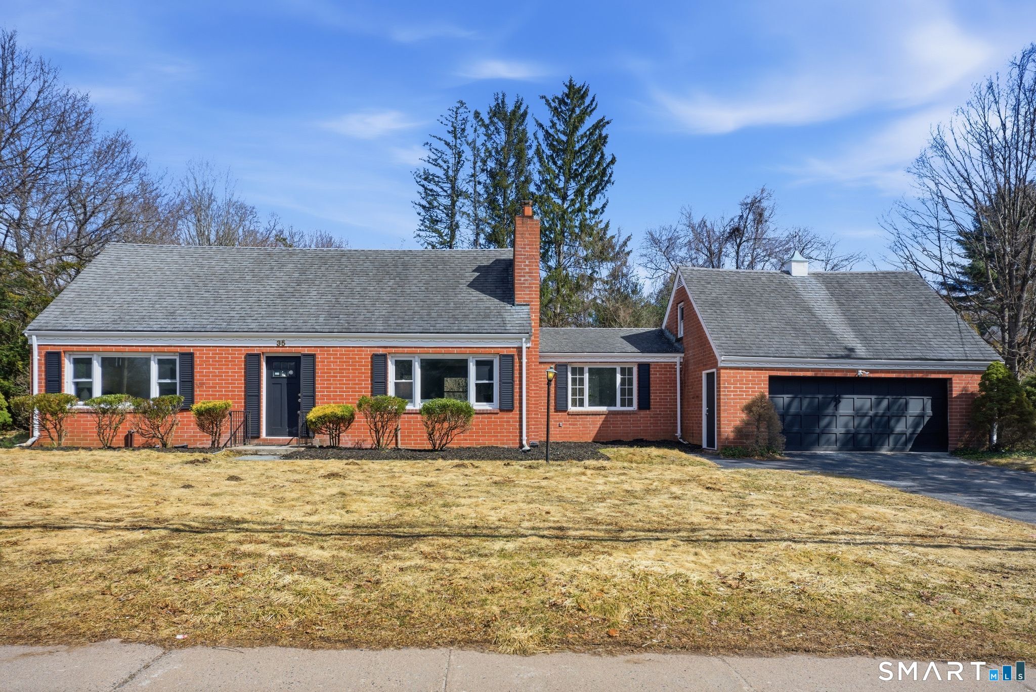 35 Dyer Avenue Canton CT 06019