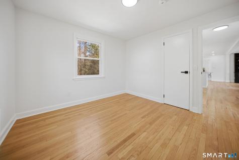 35 Dyer Avenue Canton CT 06019