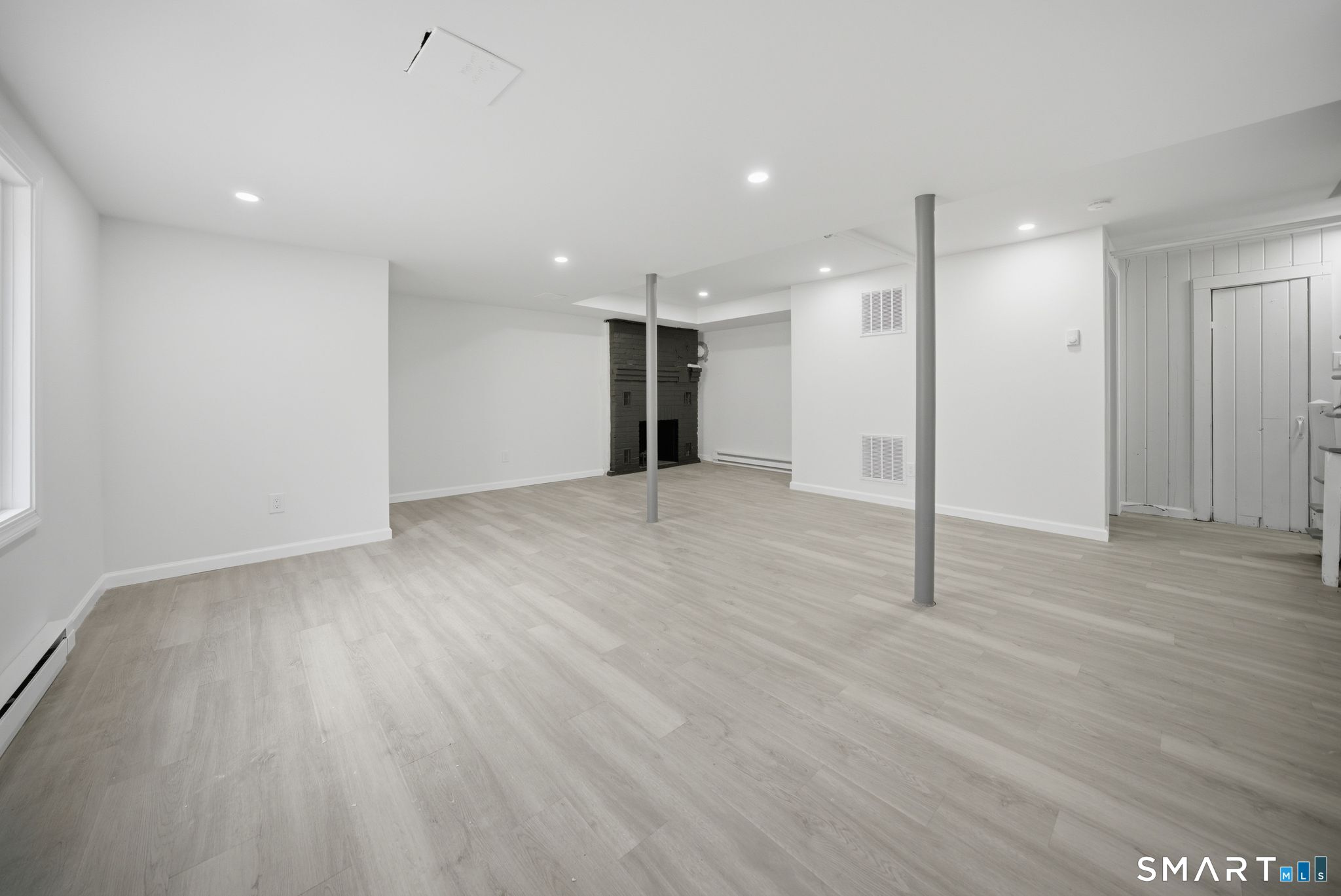 35 Dyer Avenue Canton CT 06019