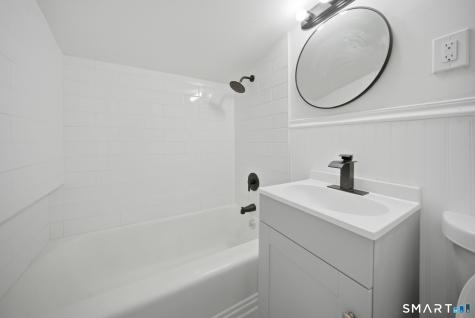 35 Dyer Avenue Canton CT 06019