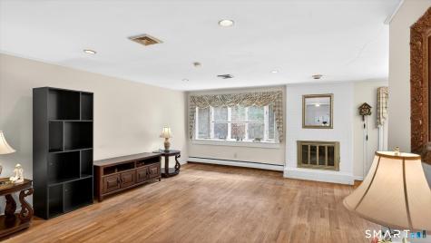 67 Northbrook Drive West Hartford CT 06117