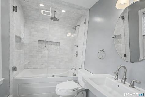 128 Ann Terrace Stratford CT 06615