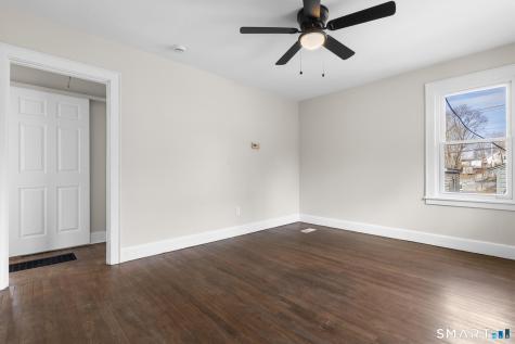 216-R West Thames Street Norwich CT 06360