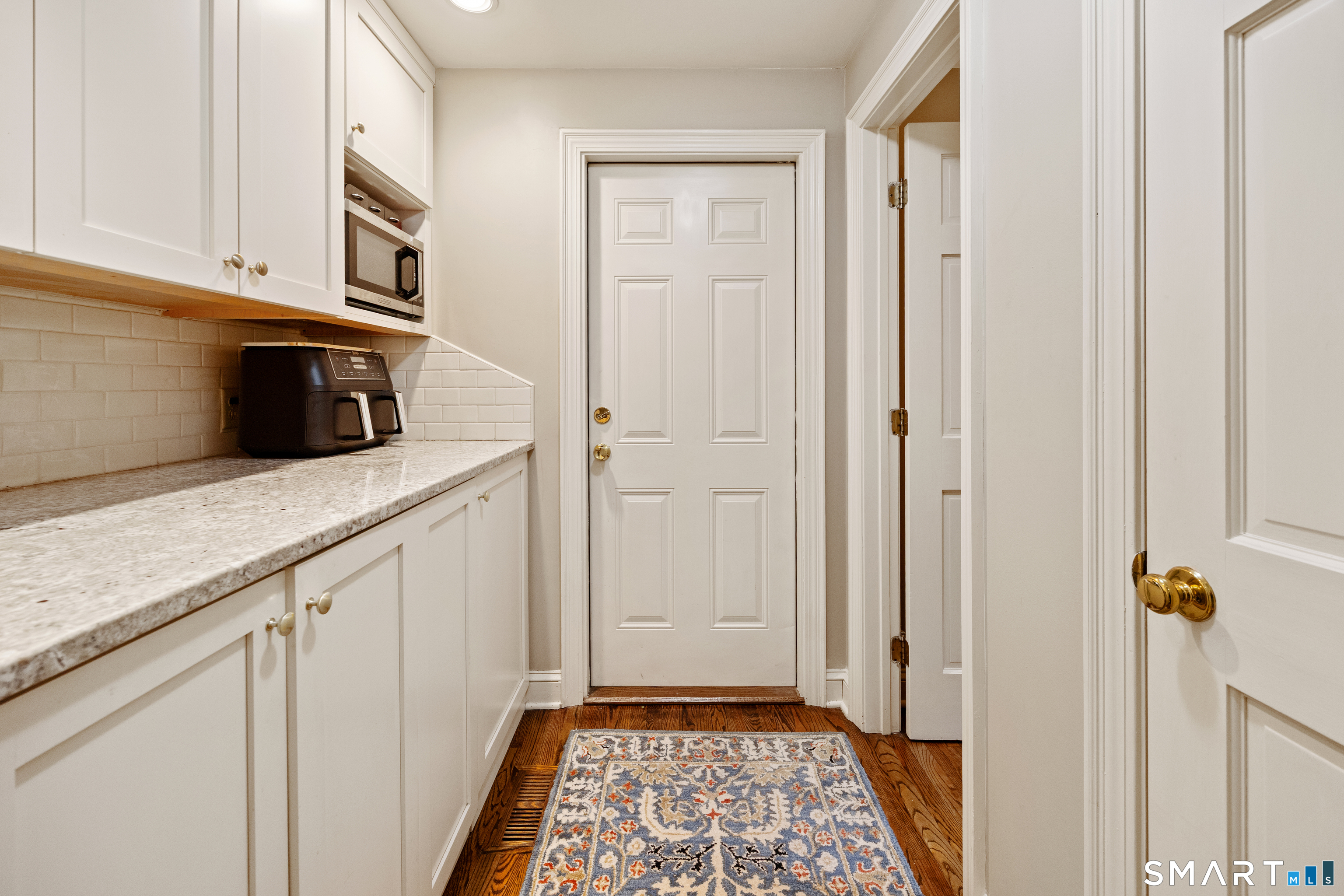 21 Berkshire Court Cheshire CT 06410