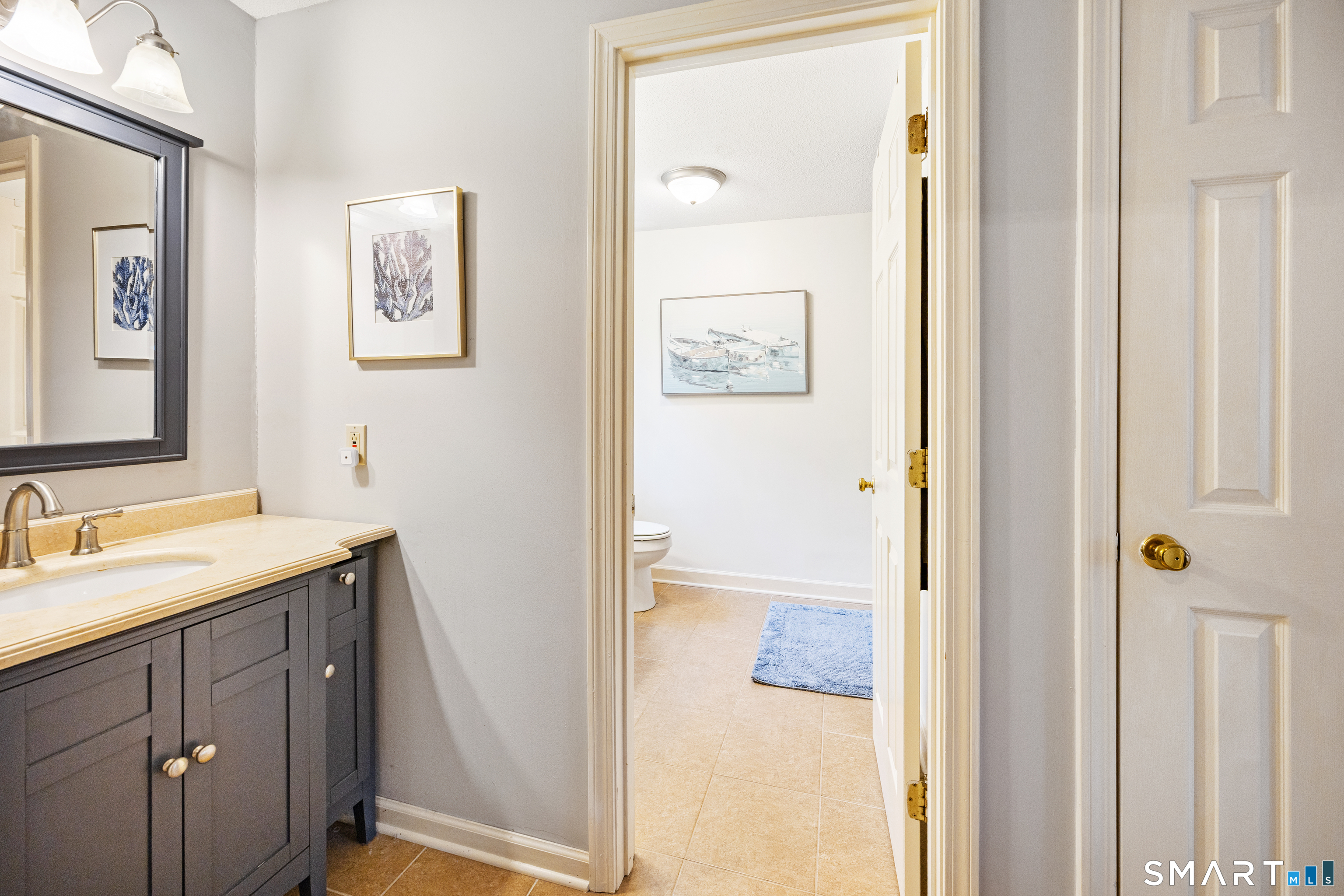 21 Berkshire Court Cheshire CT 06410