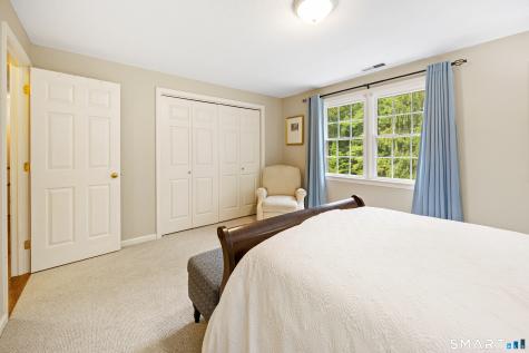 21 Berkshire Court Cheshire CT 06410