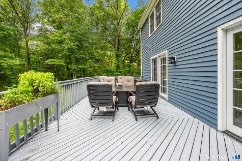 21 Berkshire Court Cheshire CT 06410