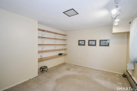 14 East Lake Drive Middletown CT 06457