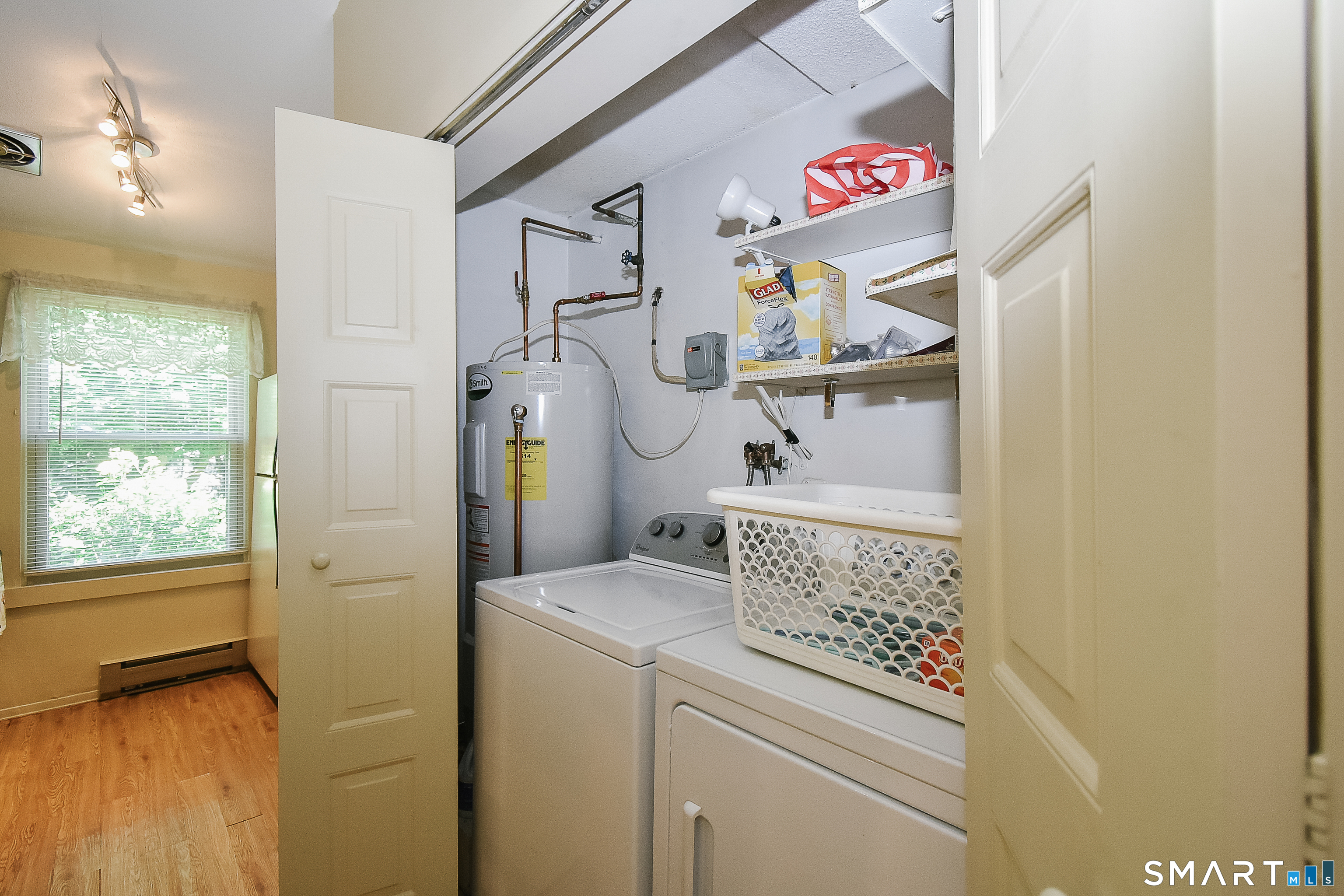14 East Lake Drive Middletown CT 06457