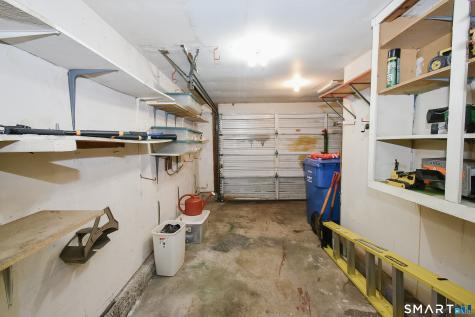 14 East Lake Drive Middletown CT 06457